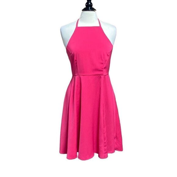 TCEC Fuchsia Halter Dress Size Medium NWT - Picture 1 of 8